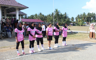 TIM Bola Voli Putri SMK 1 Sarjo Taklukkan Balabonda Utama,